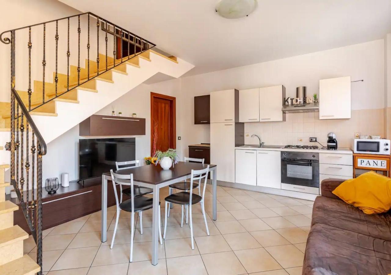 Garden Villa - Free Parking, Wi-Fi E Netflix Fiumicino Exterior photo